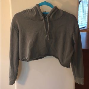 CROPPED HEADED SWEATSHIRT 🍀